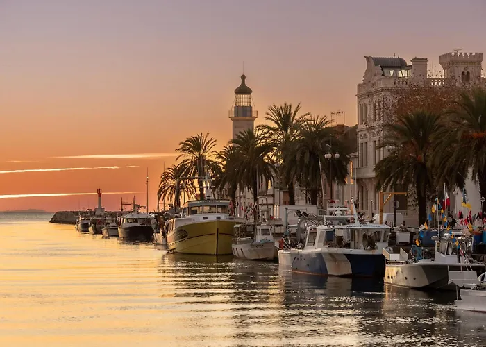 Helios By Interhome Le Grau-du-Roi